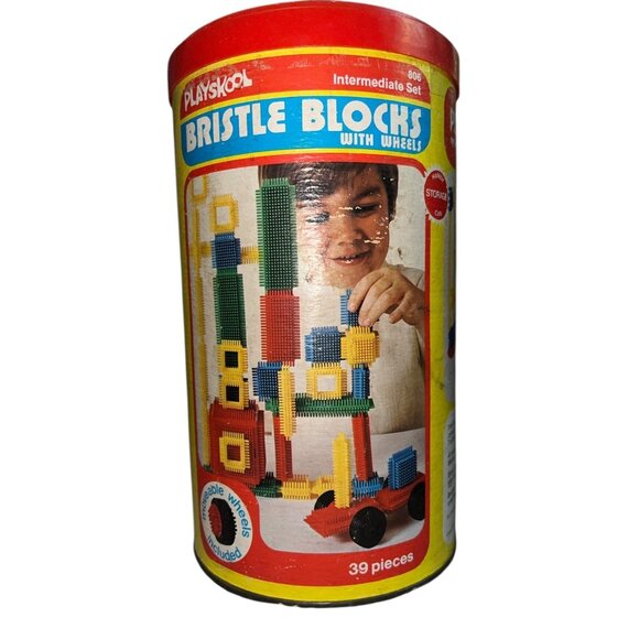 Vintage Playskool Bristle Blocks Toy Set With Wheels Intermediate 39 Pieces Ages - Picture 2 of 5